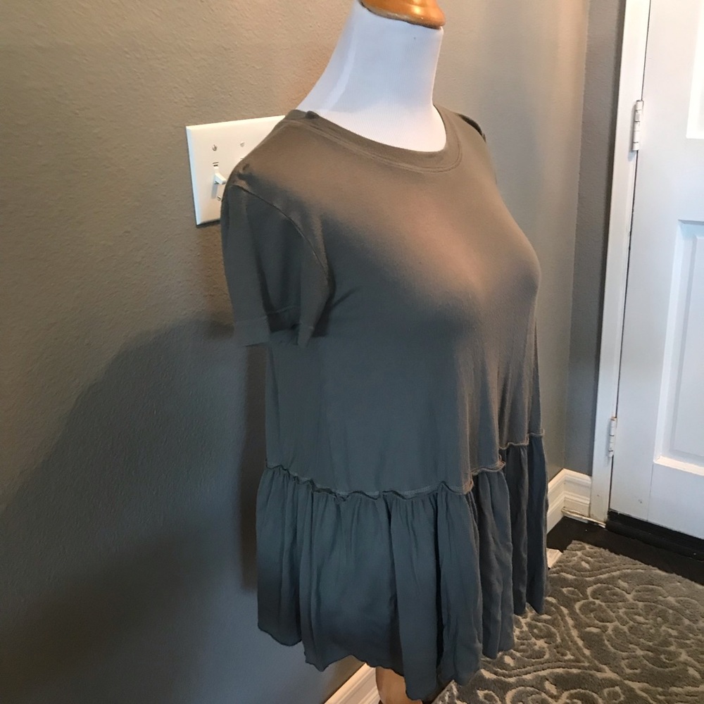 Urban Outfitters Ruffle Tee - Picture 2 of 3